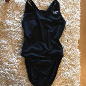 The Finals one piece swim. Athletic 36M 💕